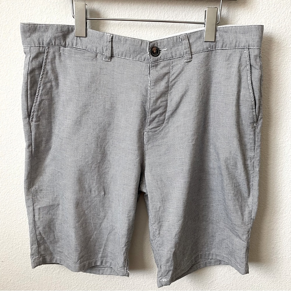 Denim Co. Men’s Black and White Micro-check Bermuda Shorts